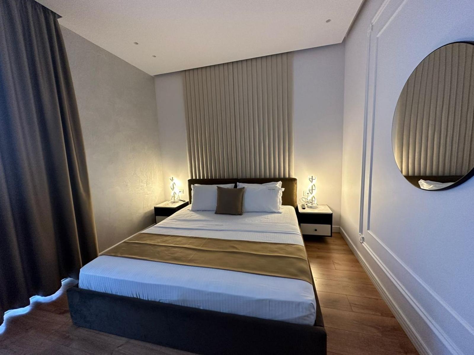 Hotel Ujvara Belsh Eksteriør bilde